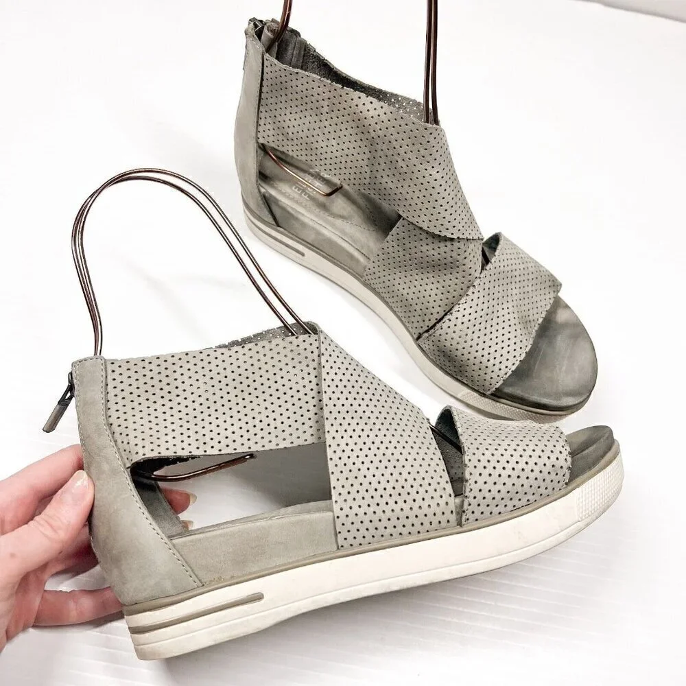 Eileen Fisher eileen fisher